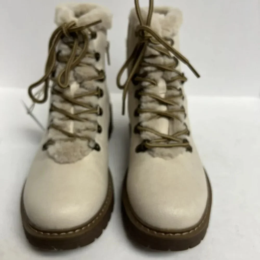 White Mountain Womens Major Way Boot White Size 7 M